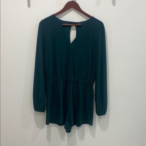 Hunter Green Long sleeve Romper 💚